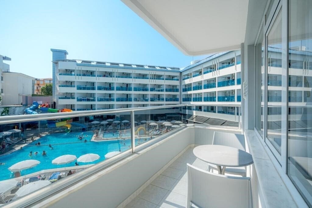 Зображення Avena Resort & SPA Hotel (ex. Gold Safran, New Safran Hotel) 4*