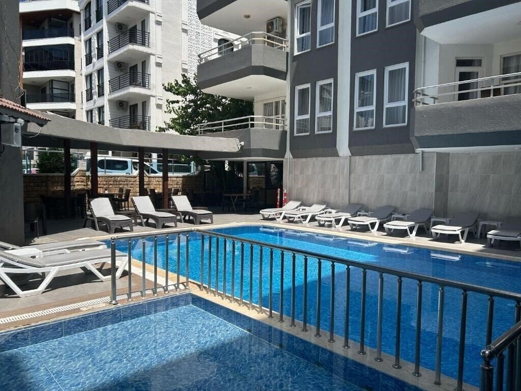 Фотография Rosella Suite Hotel 3*