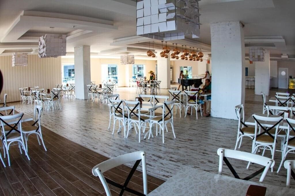 Фотографія Eftalia Marin Resort 5*
