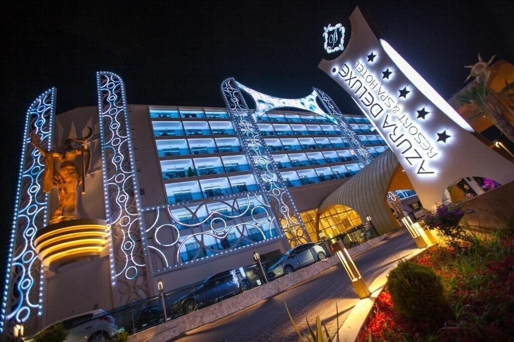 Фотографія Azura Deluxe Resort & SPA 5*
