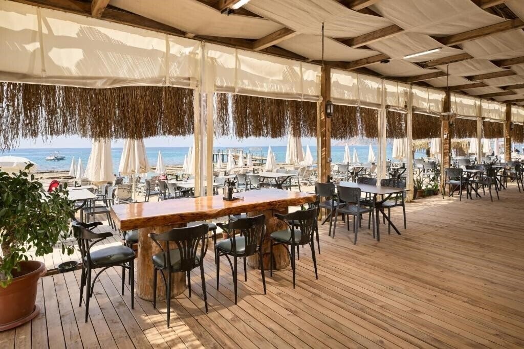 Изображение Kaila Beach Hotel 5*