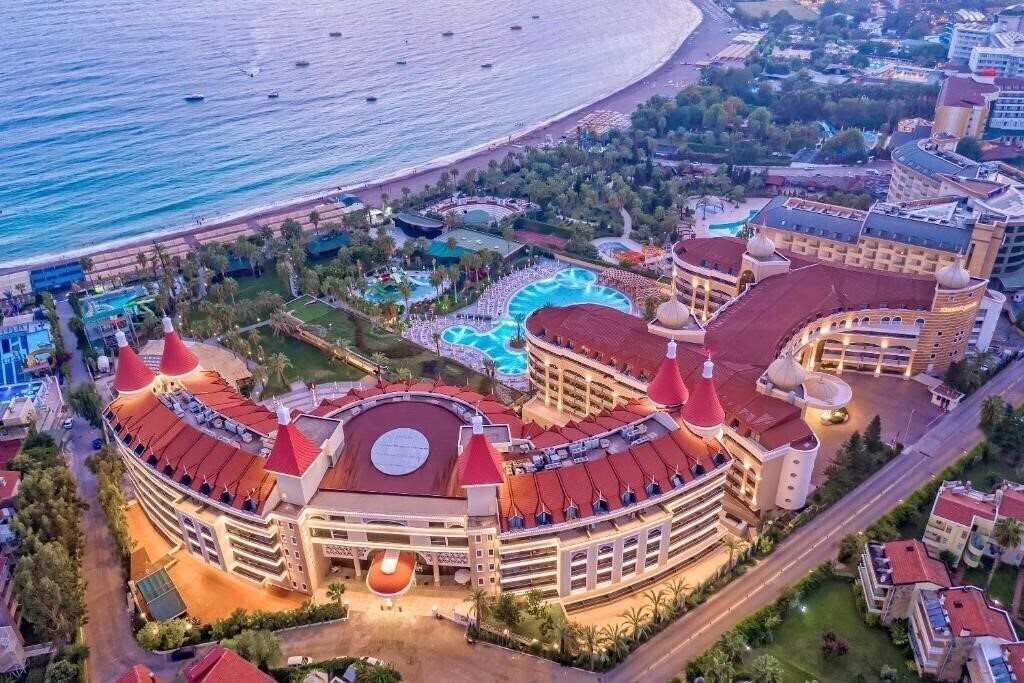 Готель Arycanda Kirman Premium 5*