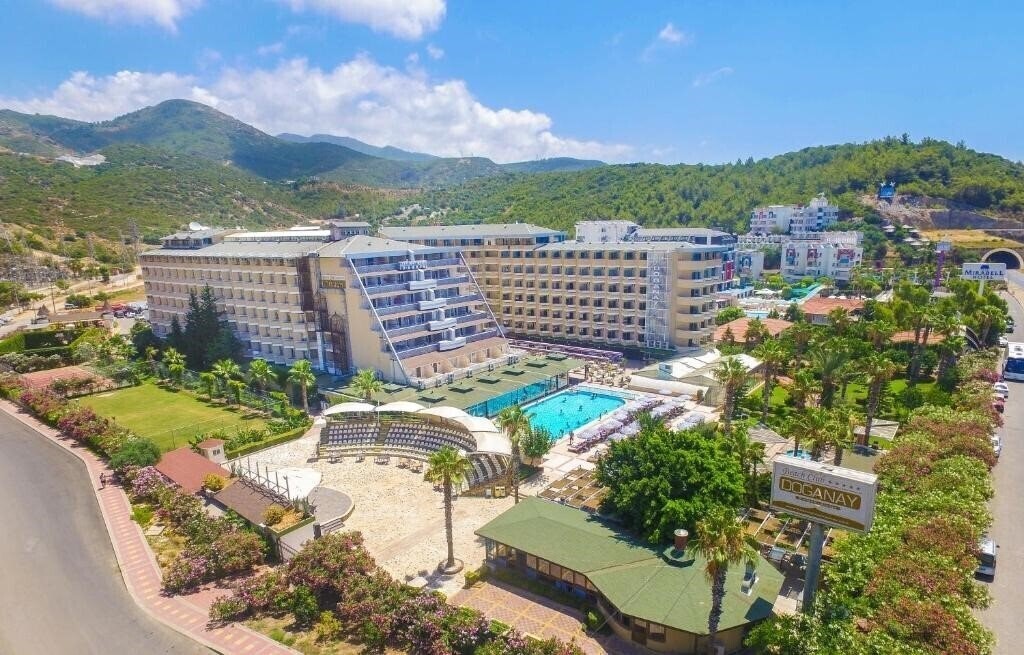 Готель Beach Club Doganay 5*