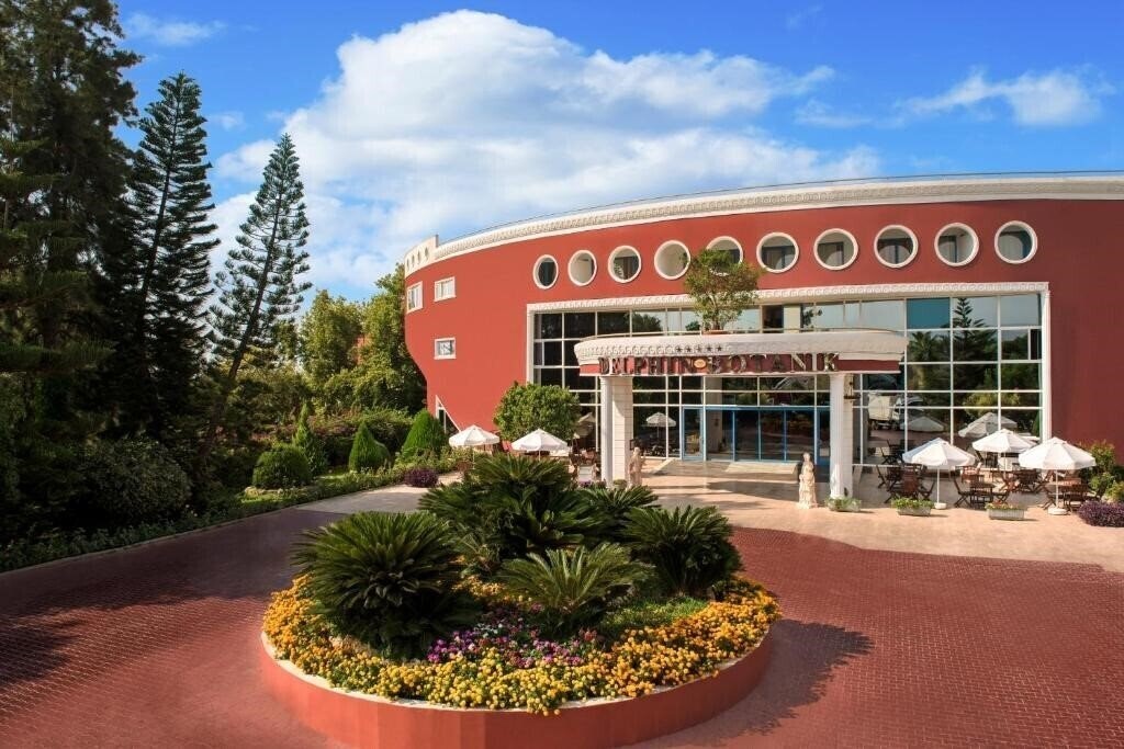 Готель Delphin Botanik Hotel 5*
