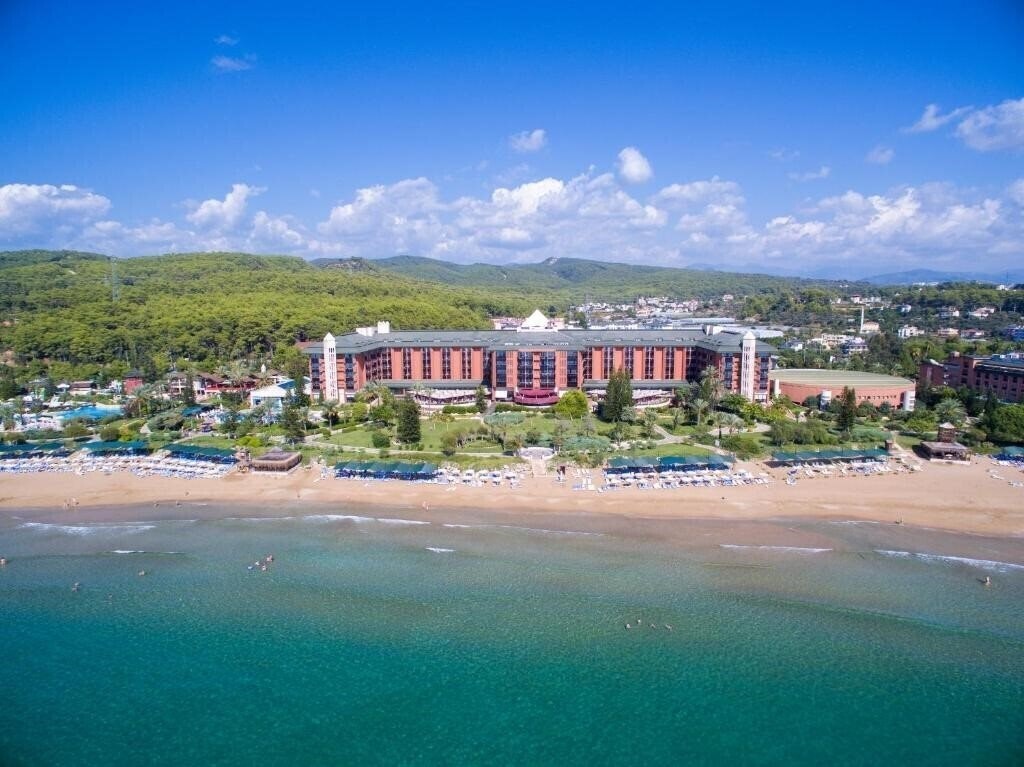 Готель AQI Pegasos Resort 5*