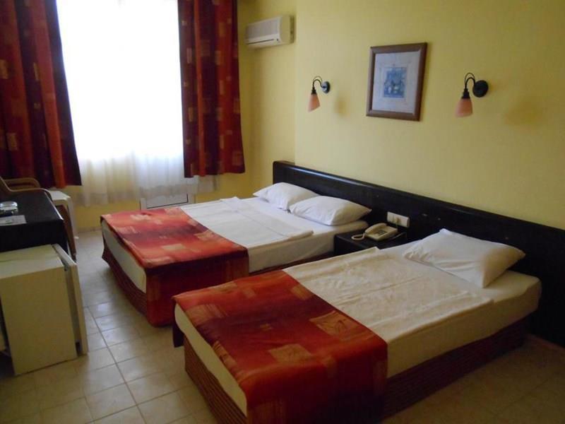 Фотография Sunside Beach Hotel (ex. Blue Moon Hotel, Blue Moon Beach Hotel) 3*