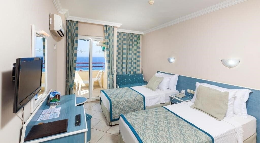 Фото Galaxy Beach Hotel 4*