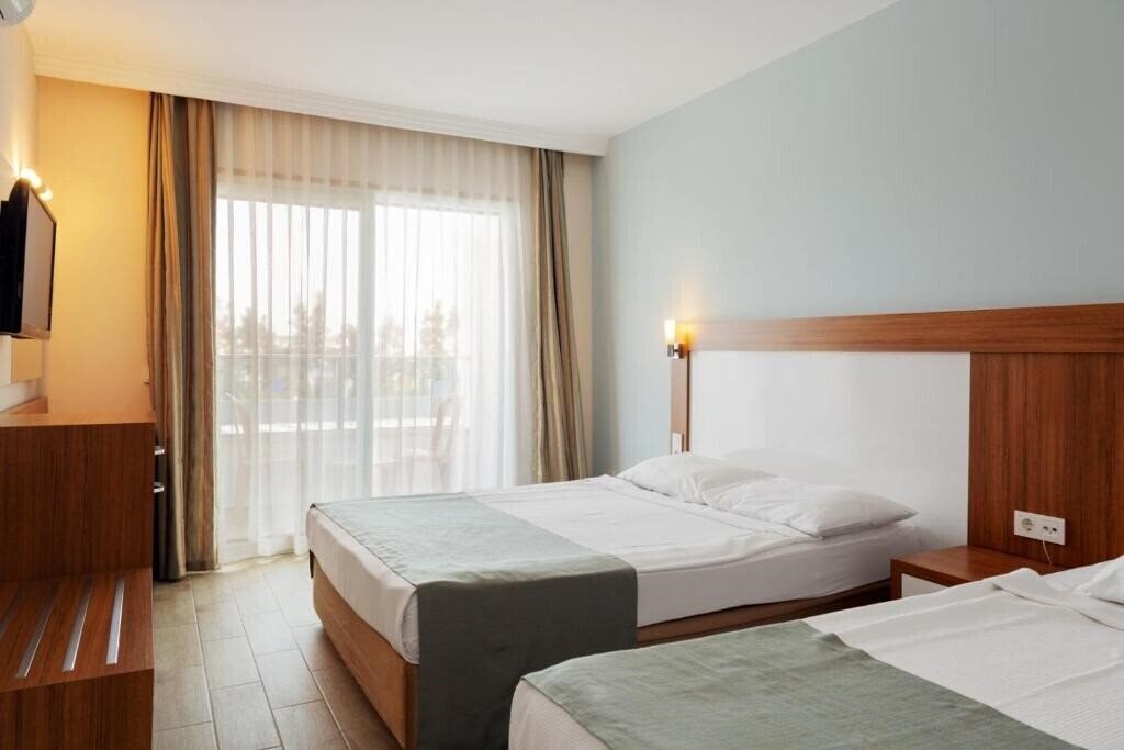 Фото Numa Konaktepe Hotel 4*