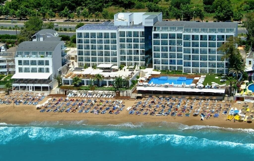 Отель Yalihan Hotel 4*