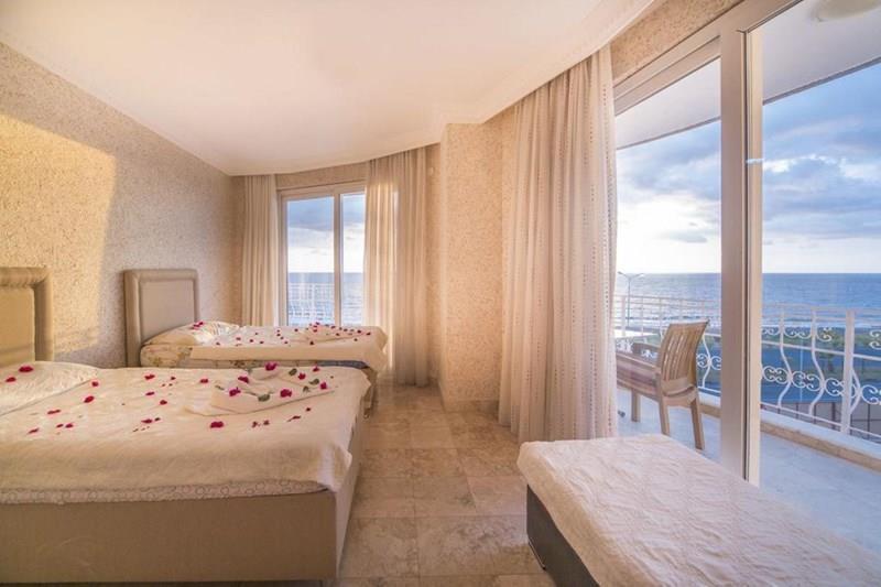 Фотографія Milano Beach Family Hotel 3*