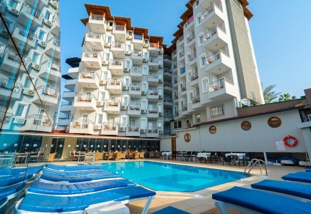 Изображение Azak Beach Otel 3*