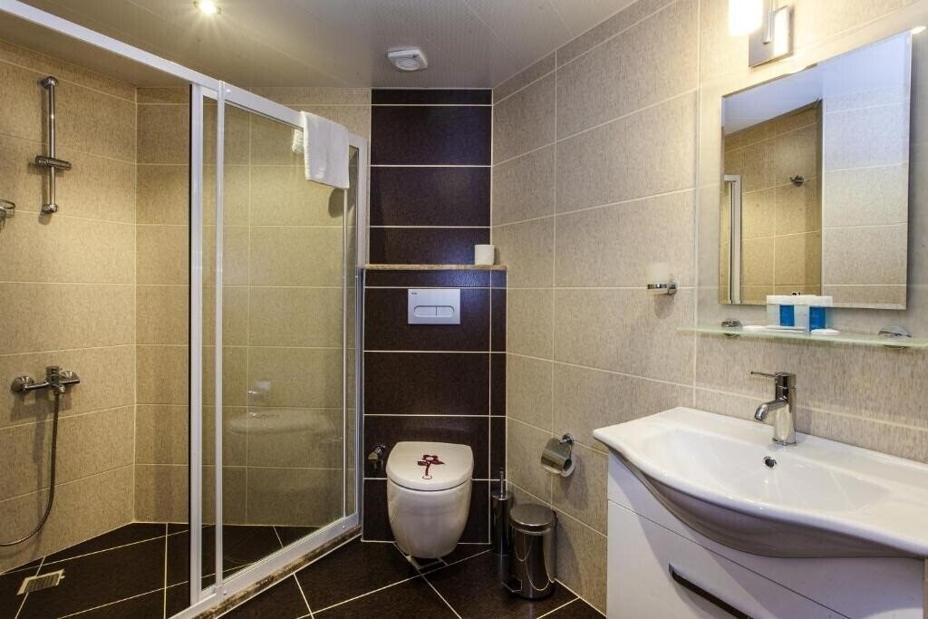 Фото Parador Beach Hotel 3*