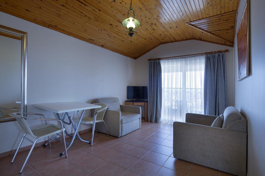 Изображение Villa Moonflower Aparts & Suites 4*