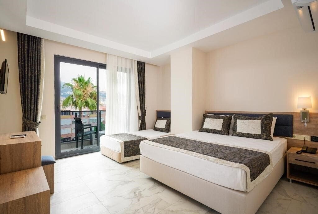 Фото Arsi Hotel 4*