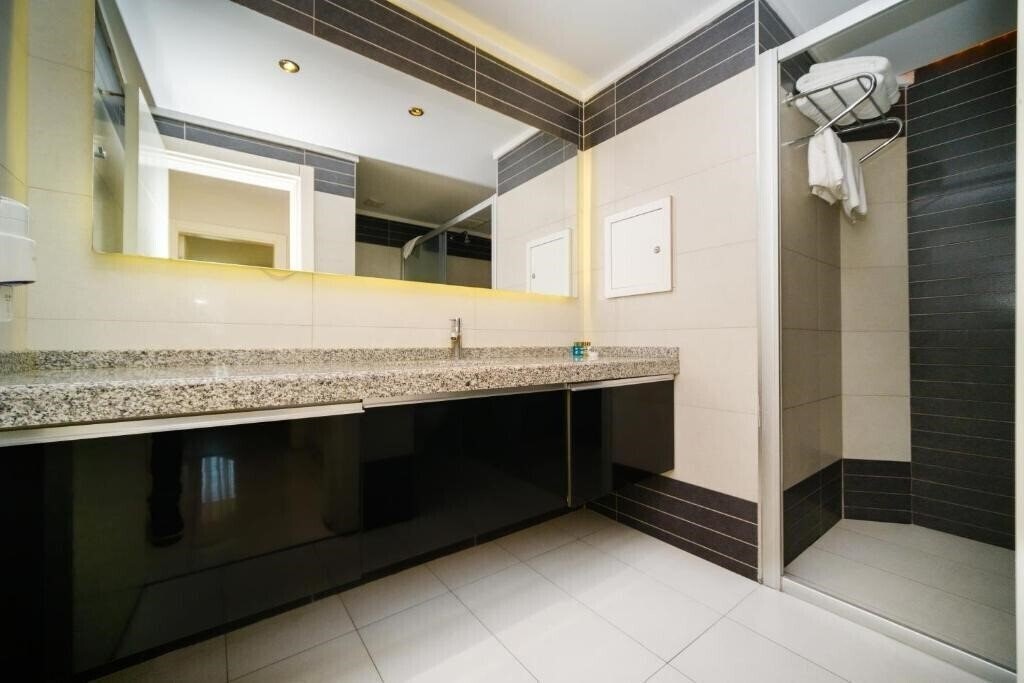 Фотографія Delfino Boutique Apart Hotel 3*