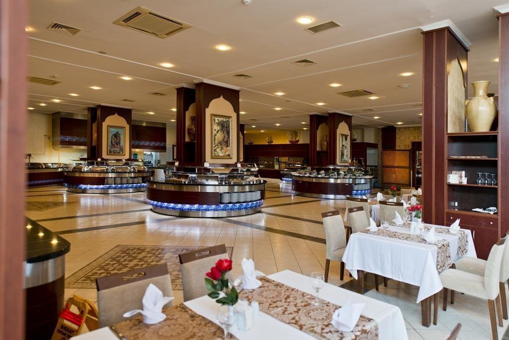 Фотографія Oz Hotels Incekum Beach Resort (ex. Incekum Beach Resort) 5*