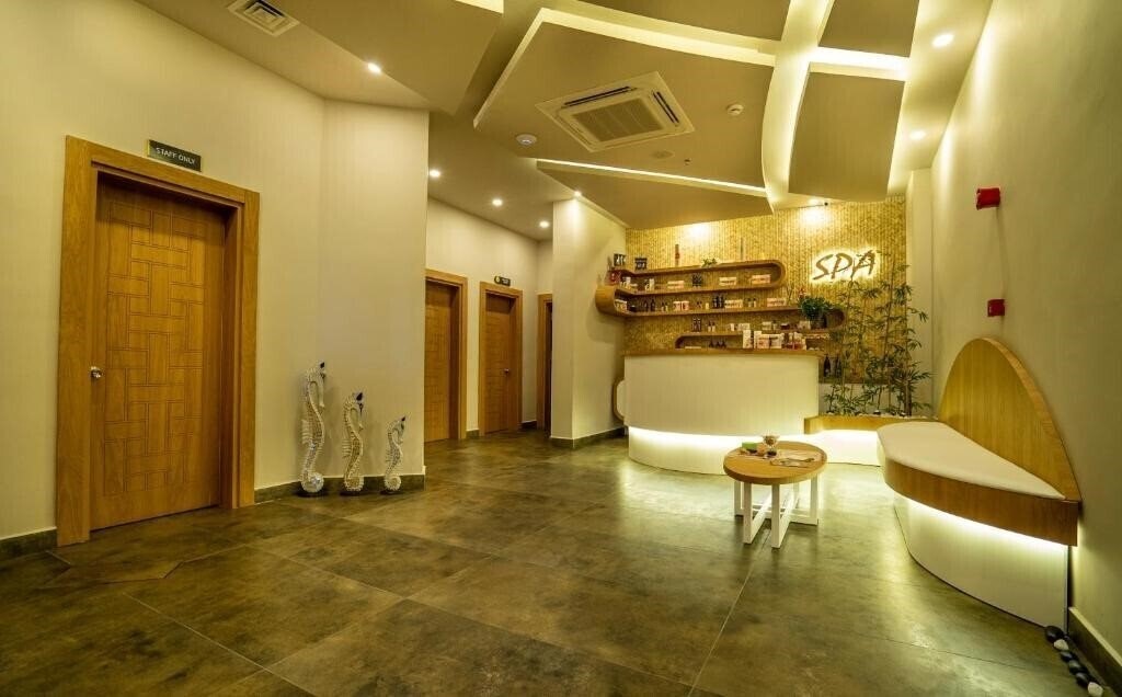 Изображение Campus Hill Hotel 5*