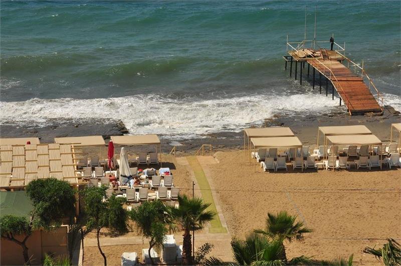 Готель Rheme Beach Hotel 4*