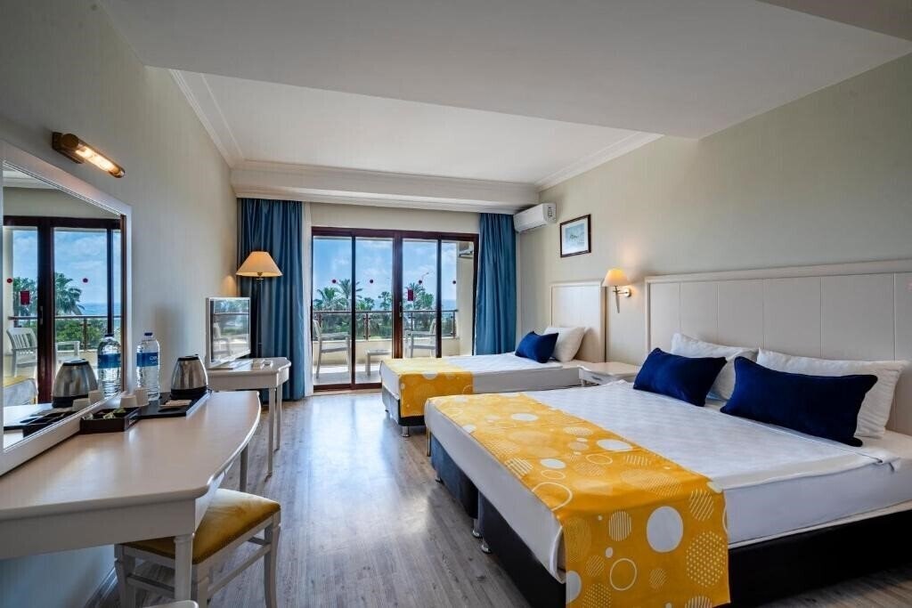 Фото Miarosa Incekum Beach 5*