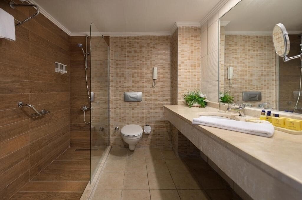 Фотографія Miarosa Incekum Beach 5*
