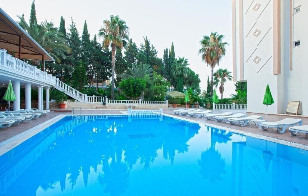 Фотография Ramira Beach Hotel 4*