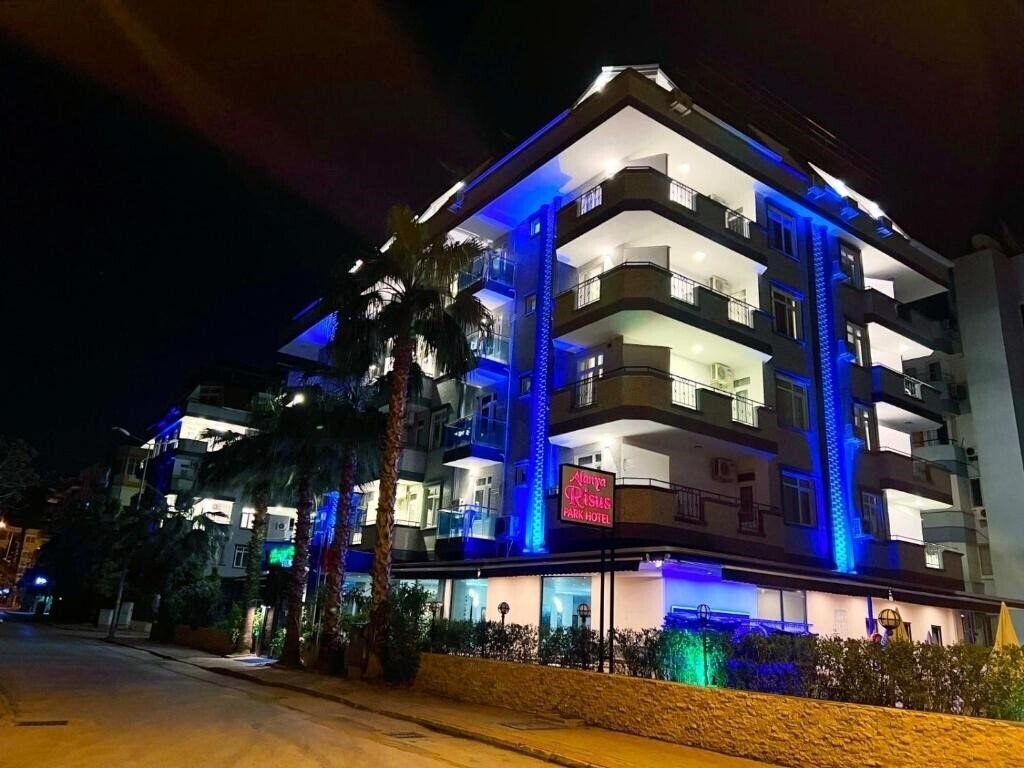 Готель Alanya Risus Park Hotel 3*