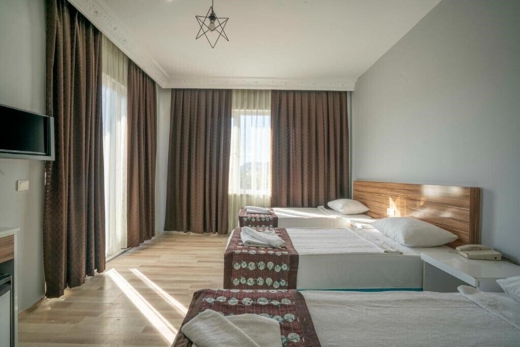 Фото Aslan Corner Hotel 3*