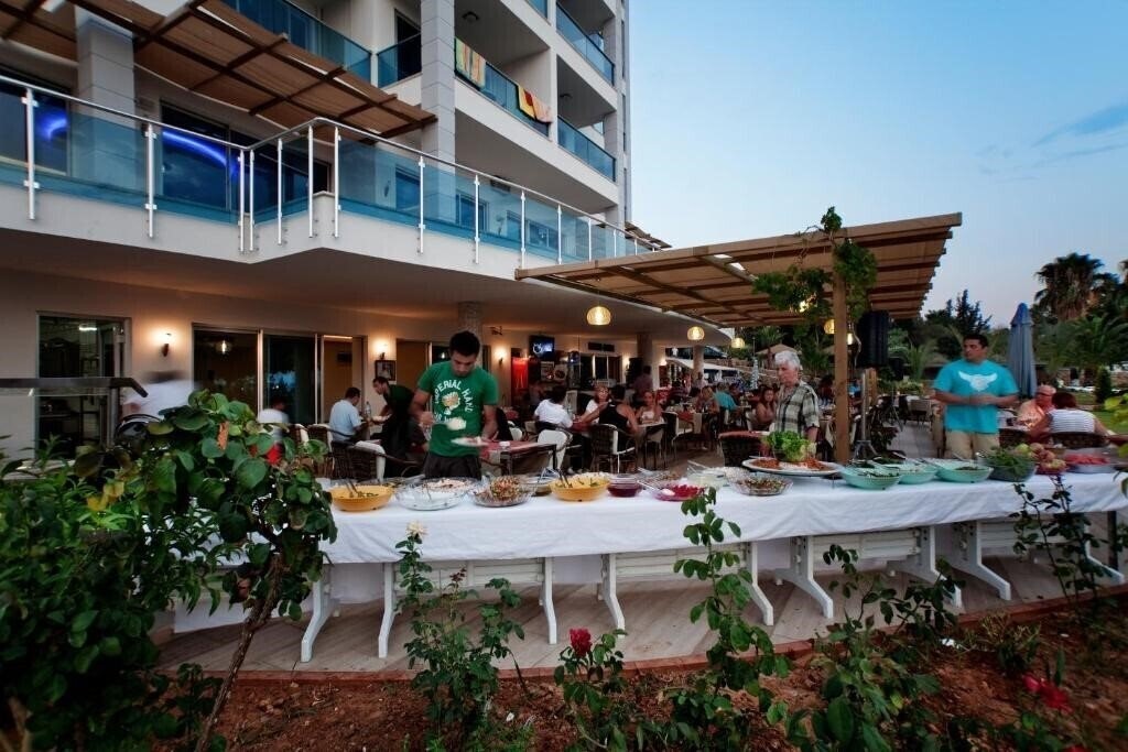 Картинка Venessa Beach Hotel 4*