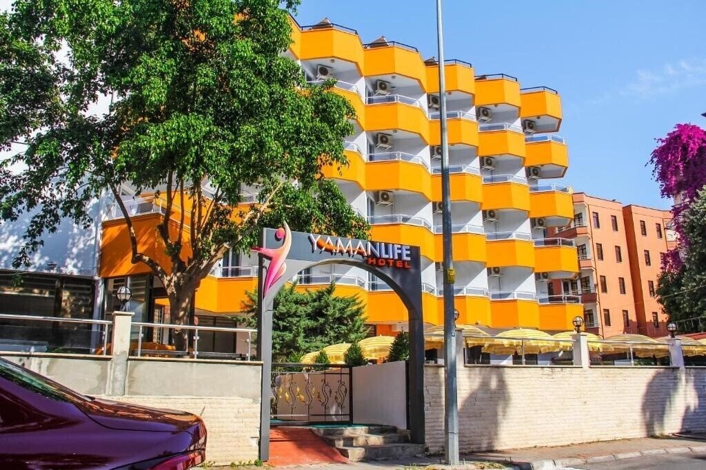 Отель Yaman Life Hotel (ex. Yamanlife Hotel, Asem Beach Hotel, Asem Hotel) 3*