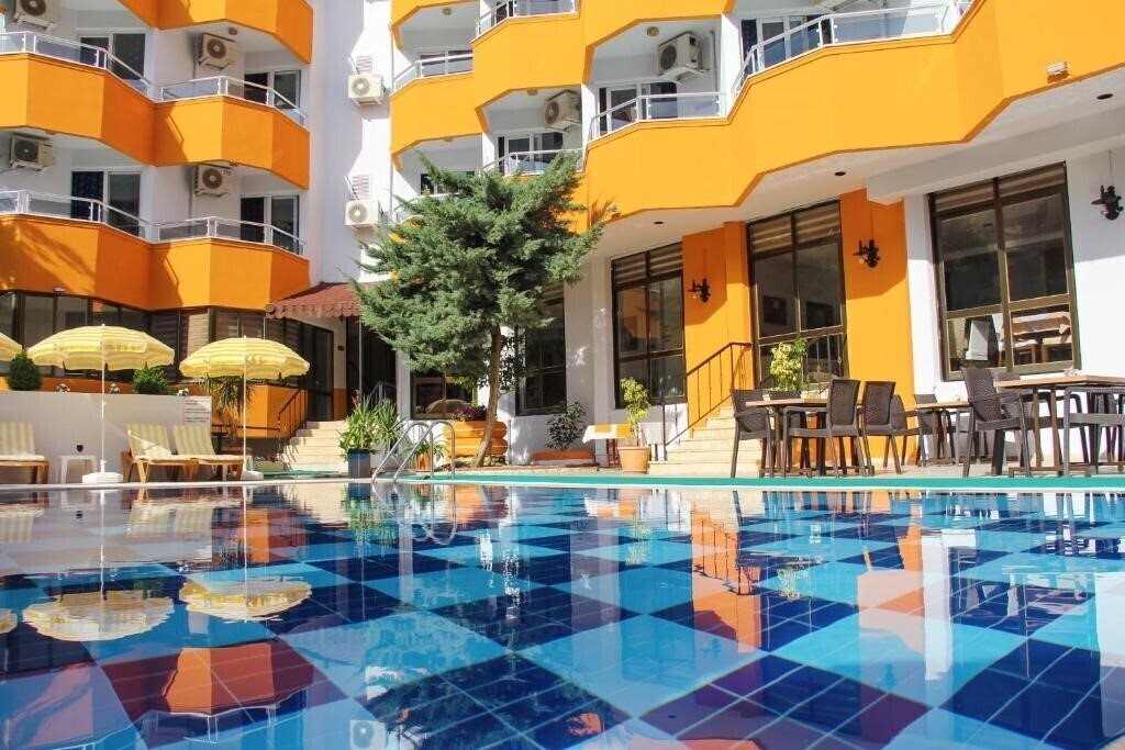 Отель Yaman Life Hotel 3*