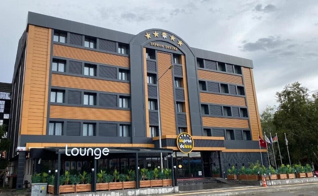 Изображение Sapran Deluxe Hotel 4*