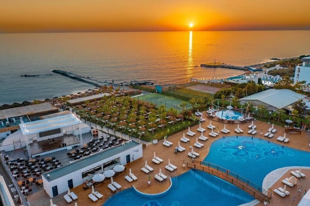 Отель Rubi Platinum Sign 5*
