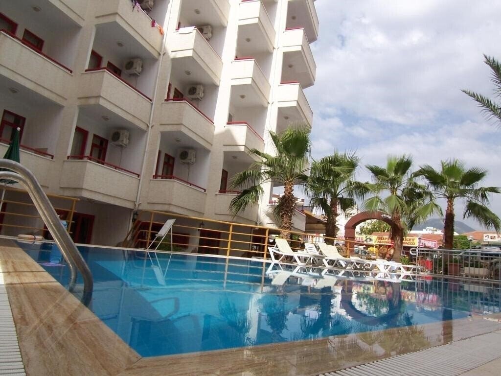 Картинка Semiz Apart Hotel (ex. Semiz Hotel) 3*