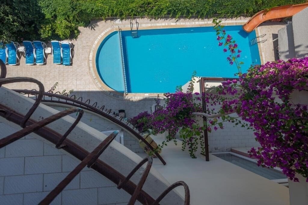 Зображення The S Apart & Suites 3*