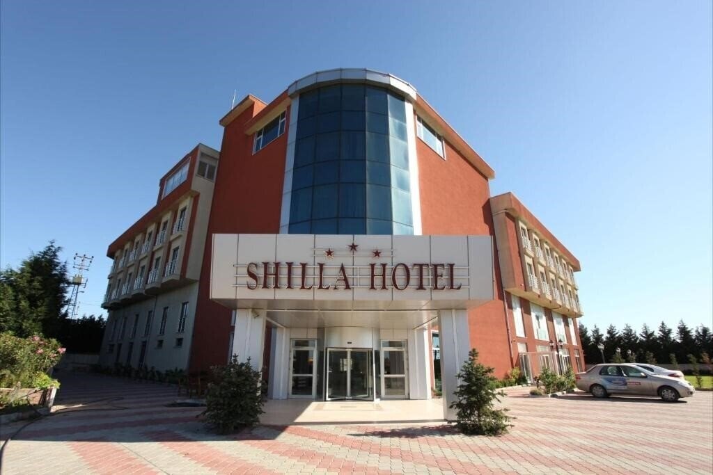 Готель Shilla Hotel 3*