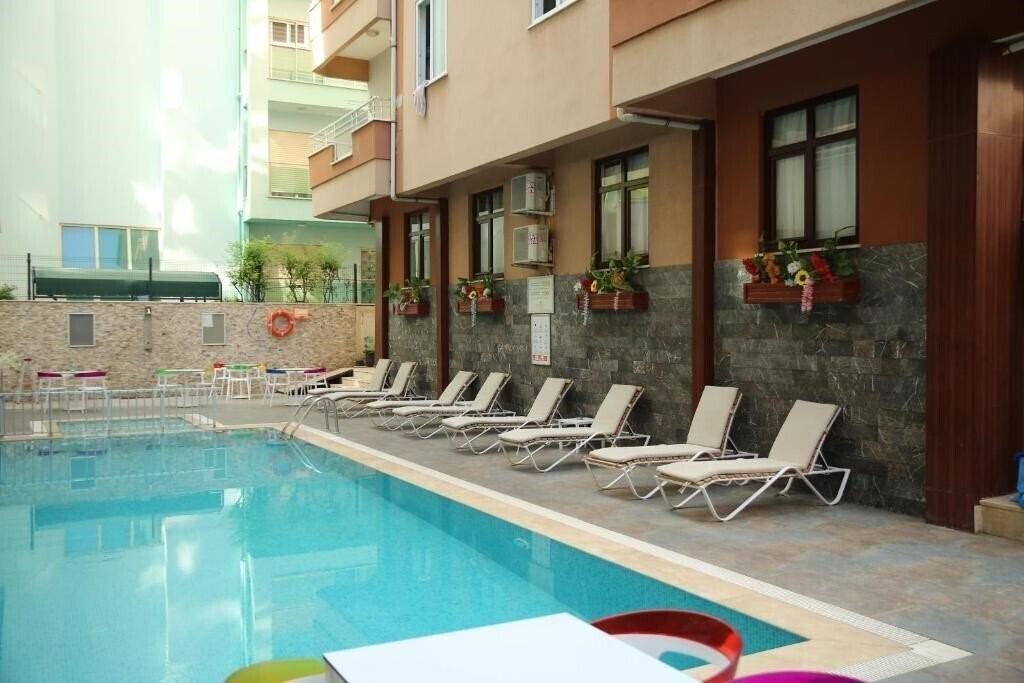 Отель Saray Apart Otel 2*