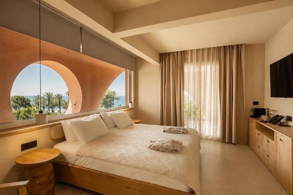 Отель La Gaia Boutique Hotel 4*