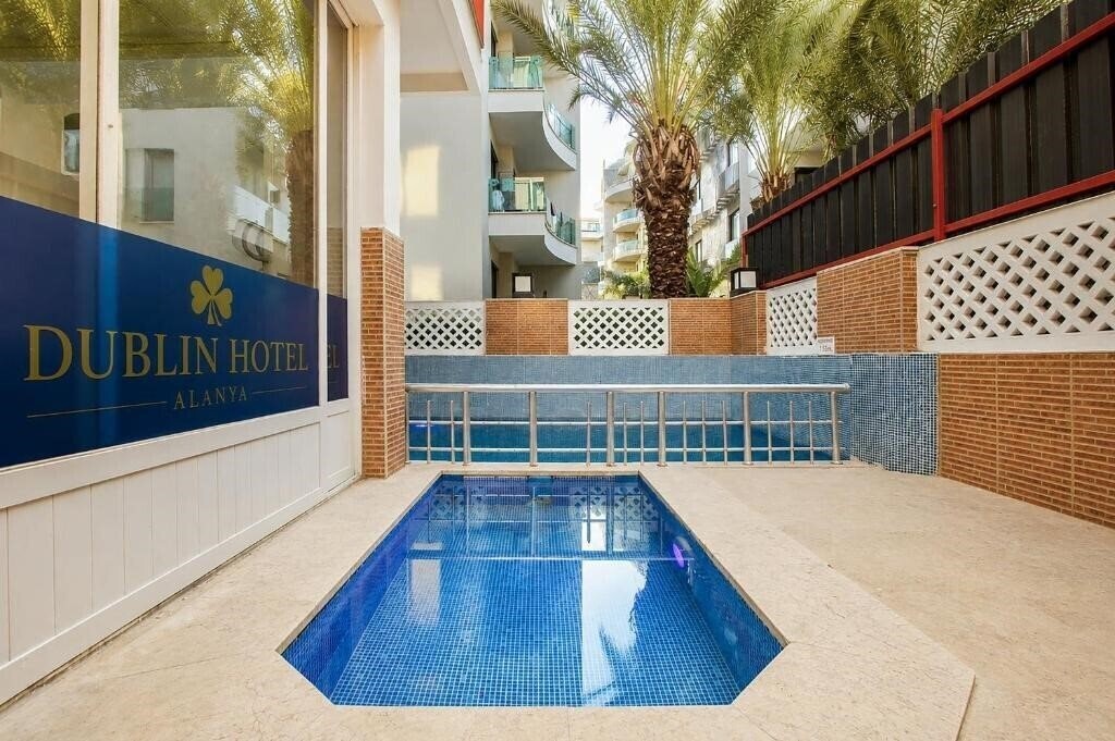 Фотография Dublin Hotel 2*