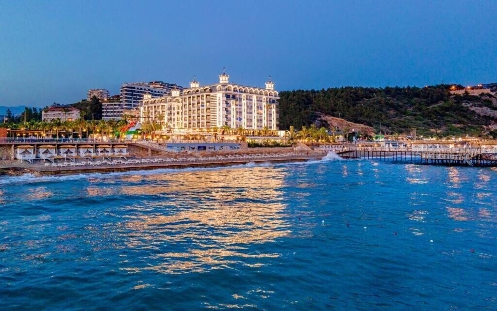 Отель Aria Resort & Spa (ex. MIRADOR RESORT) 5*