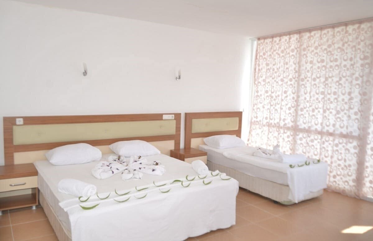 Зображення Viva Beach Hotel (ex. High Garden Hotel, Iso & Asi Hotel) 3*