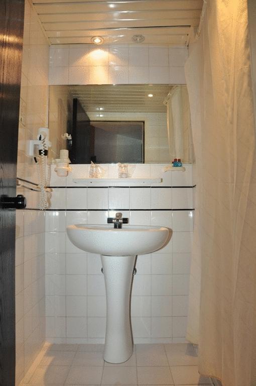 Изображение Green Peace Hotel 3*