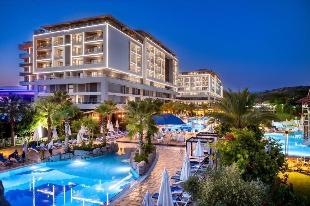 Готель Numa Bay Exclusive 5*