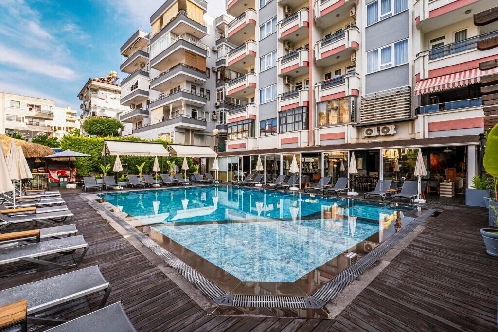 Изображение HMA Hotel & Suites 3*