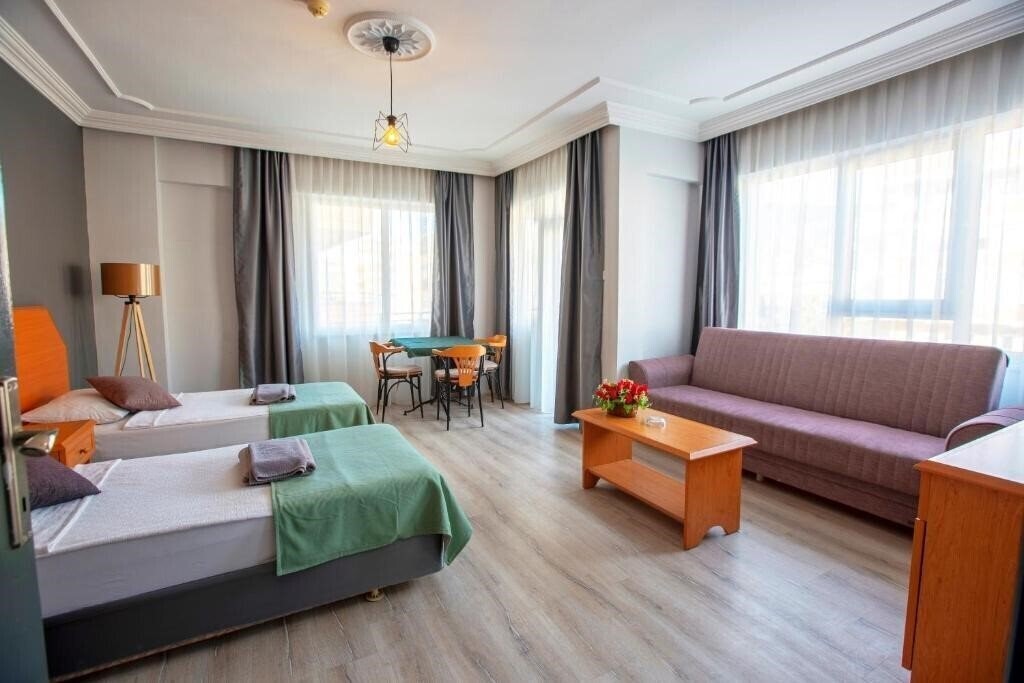 Изображение HMA Hotel & Suites 3*