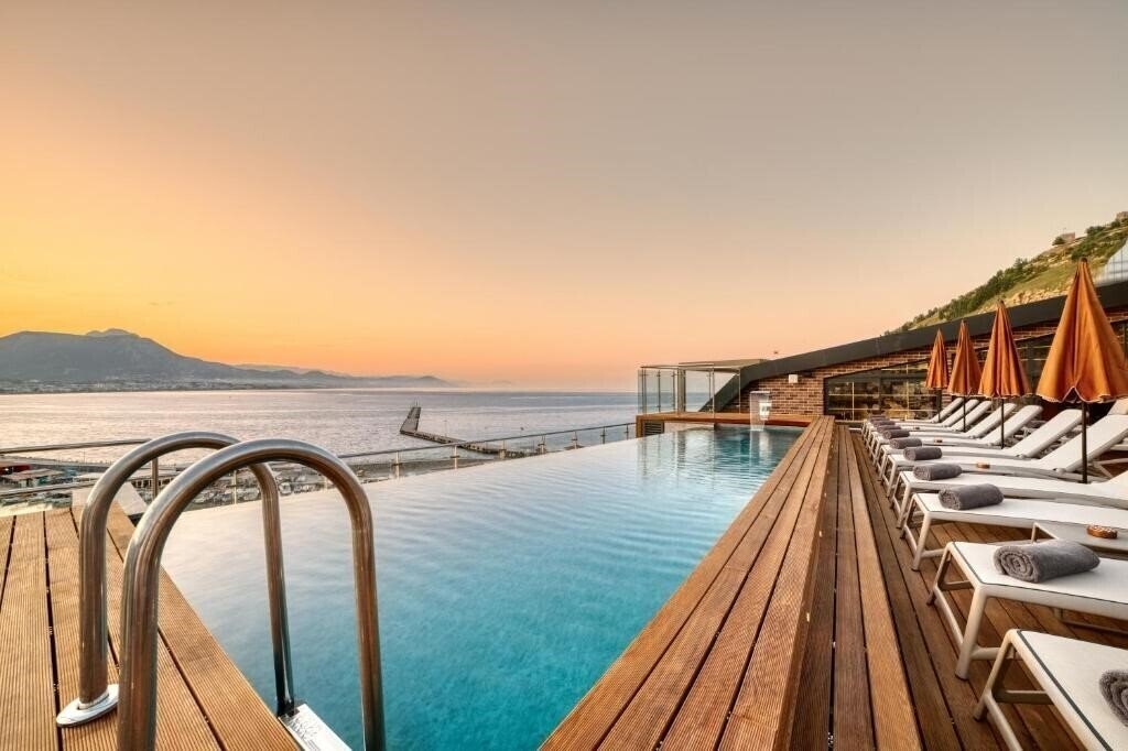 Зображення Numa Port Hotel 4*