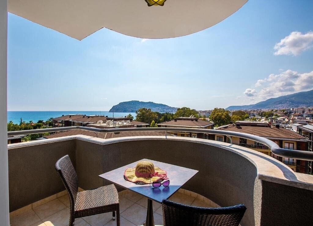 Изображение Grand Alisa Hotel 3*