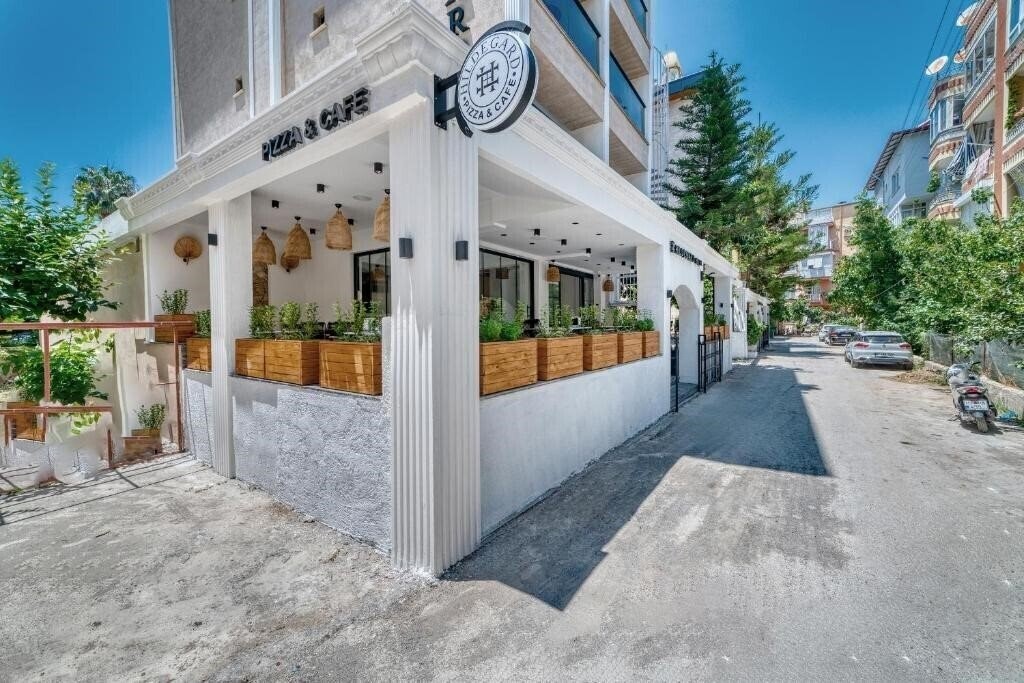 Фото Hildegard Hotel 3*