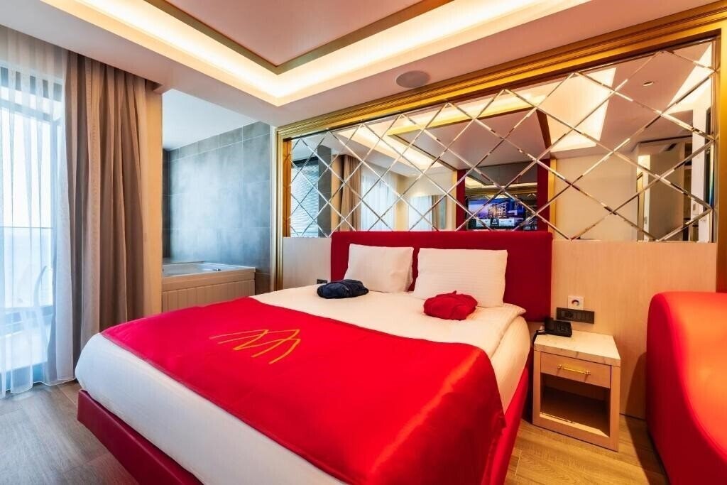 Фото Granada Luxury Red 5*