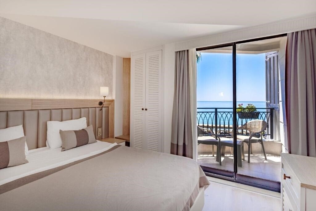 Изображение De'Manor Hotel 3*