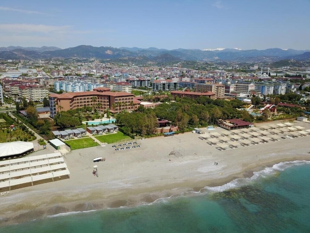 Готель Club Turtas Beach Hotel 4*